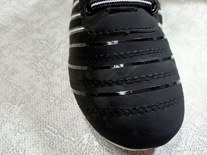 Кроссовки детские, р-р 32