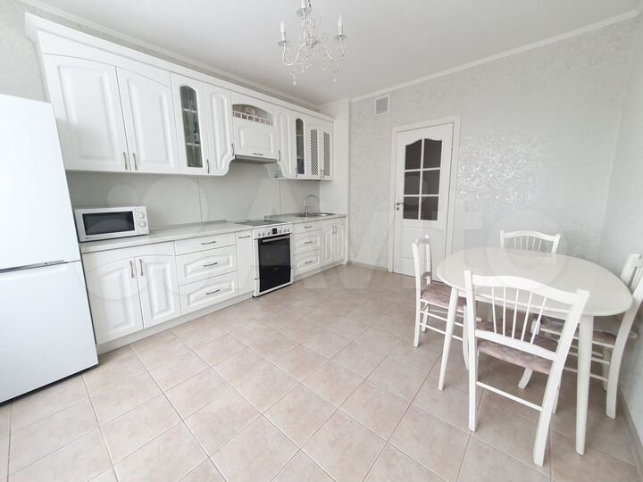 3-к. квартира, 81,1 м², 11/16 эт.