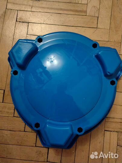 Арена для волчков