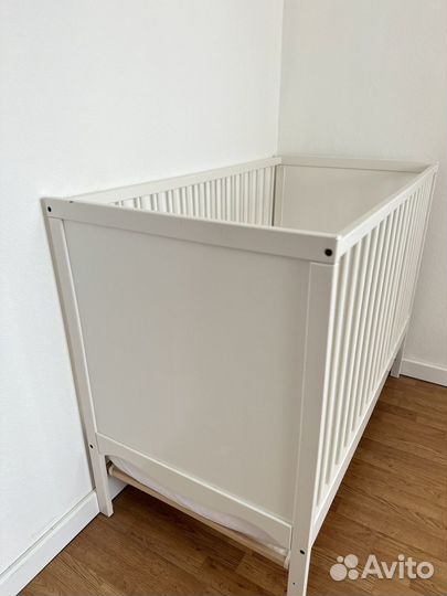 Икея Кроватка, матрас, наматрасник Орматек