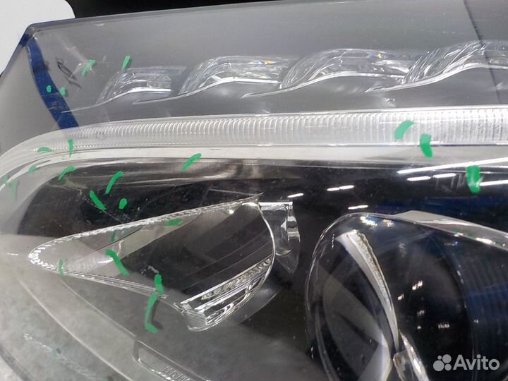 Фара левая Mercedes-Benz C-Class