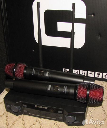 Радио микрофоны вокальные C-Mark 2шт Pro AA R&B