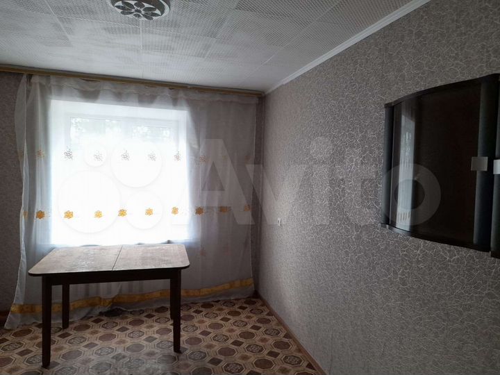 2-к. квартира, 32 м², 3/5 эт.