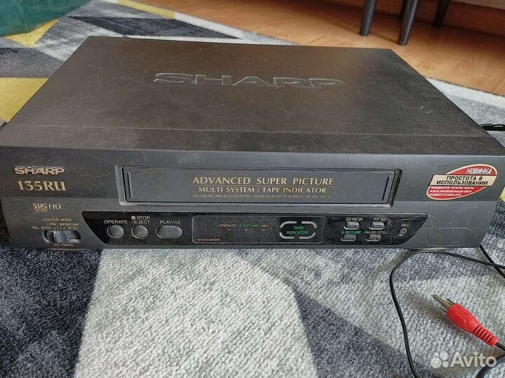 Видеомагнитофон sharp с кассетами, с пультом