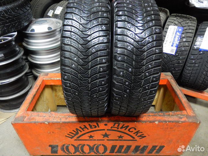 Michelin Latitude X-Ice North 3 215/65 R16