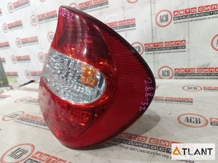 Стоп-сигнал правый toyota camry