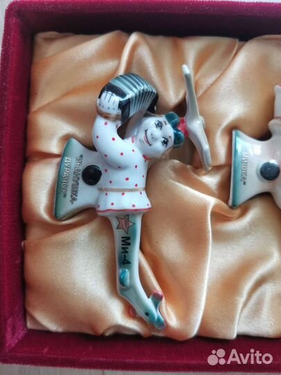 Фарфоровые статуэтки гжель вертолёты Ми