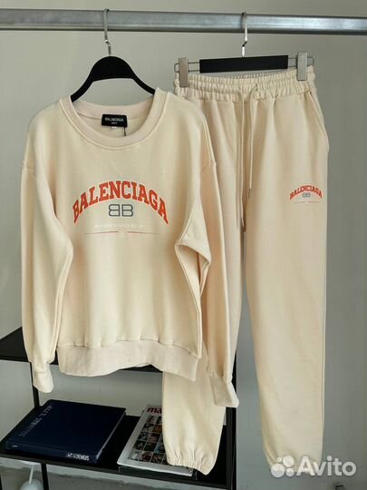 Спортивный костюм balenciaga