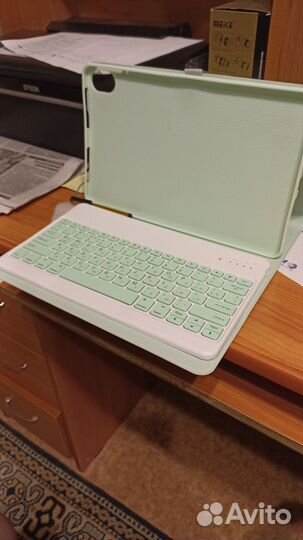 Продам клавиатуру