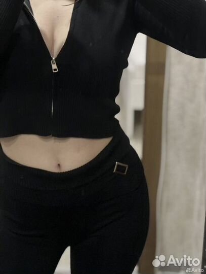 Трендовый женский костюм