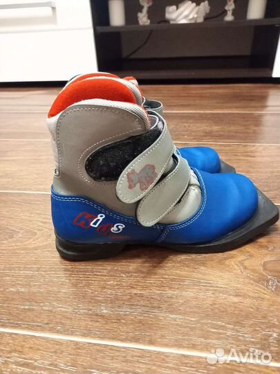 Лыжные ботинки 33 размер