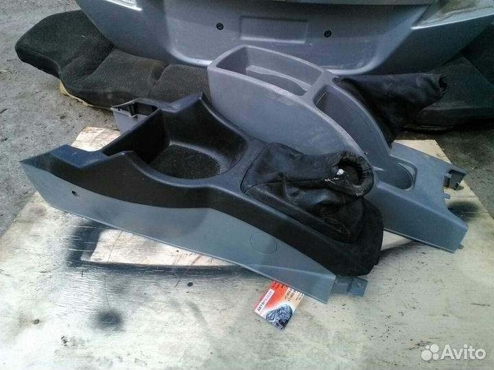 Подлокотник (центральная консоль ) Chevrolet lace