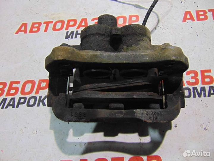 Суппорт передний левый для Land Rover Discovery 4