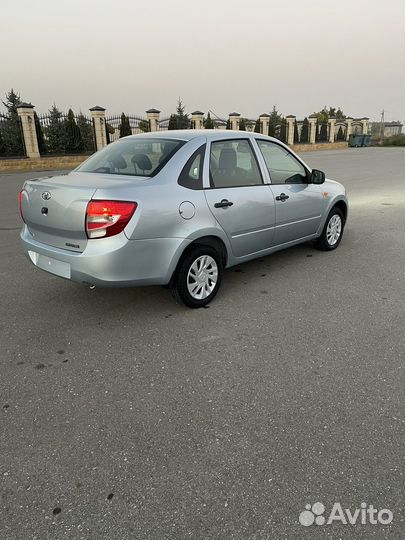 LADA Granta 1.6 МТ, 2013, 171 000 км