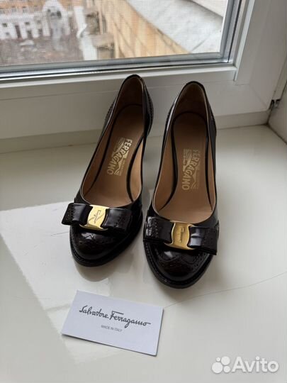 Туфли ferragamo 35,5 -36