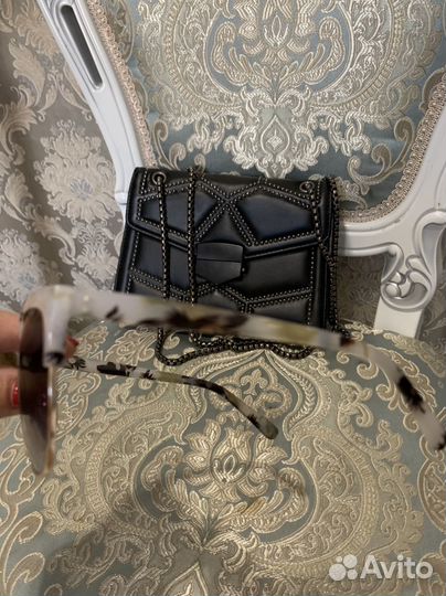 Солнцезащитные очки