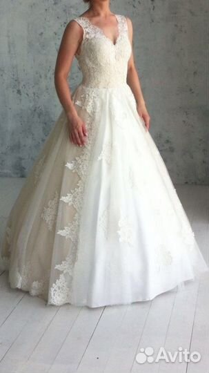 Платье свадебное