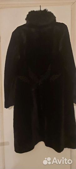 Шуба мутоновая с песцом