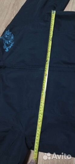 Продам спортивный костюм