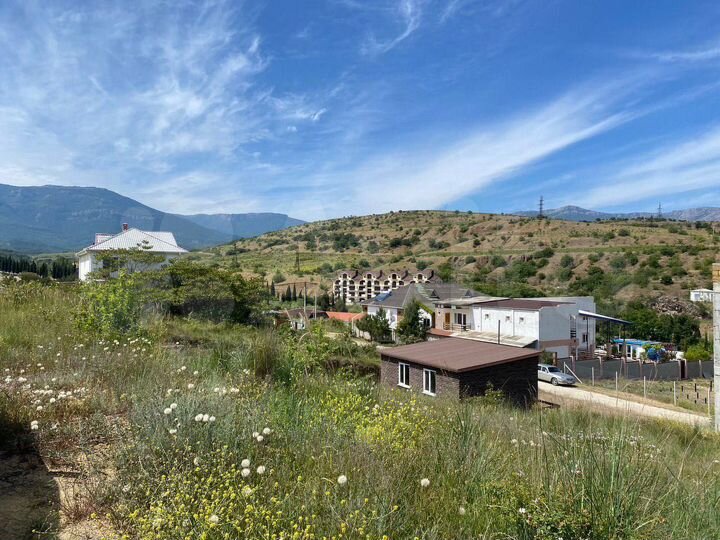 Дом 244 м² на участке 7,2 сот.