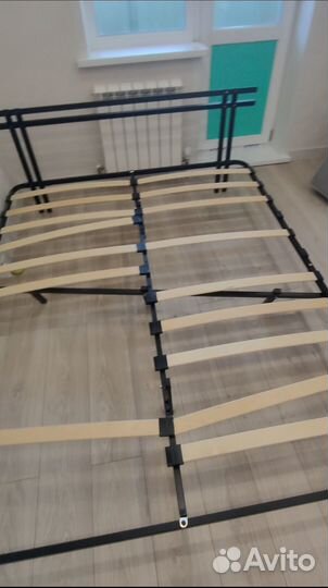 Кровать с матрасом 160 200 бу