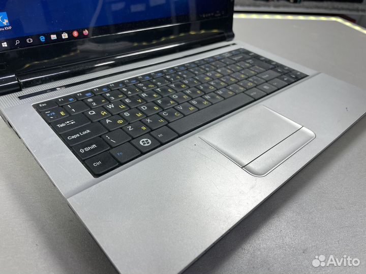Ноутбук ICL RayBook Si142