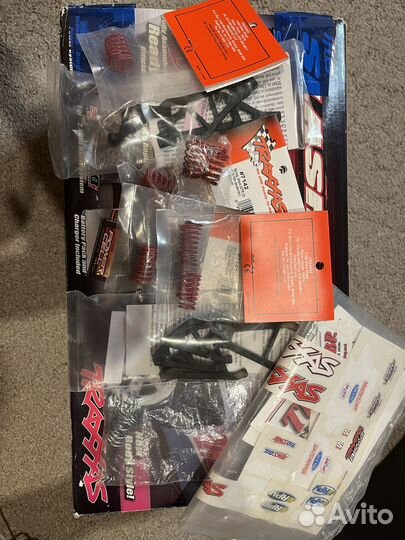 Traxxas slash 1/16 VXL