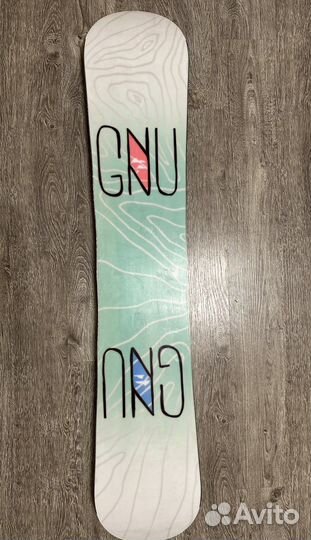 Сноуборд GNU Velvet 143