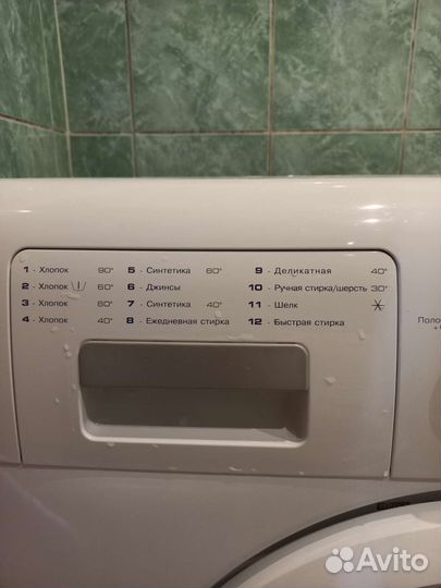 Стиральная машина Whirlpool AWG 558