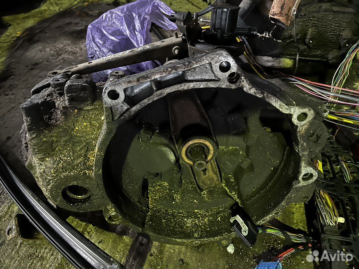 МКПП коробка передач Passat b3 b4 1.8 2.0