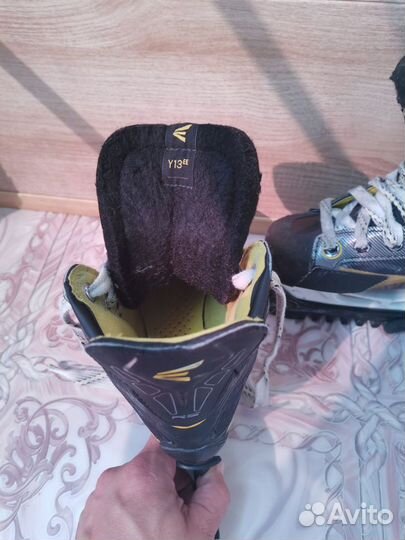 Коньки хоккейные