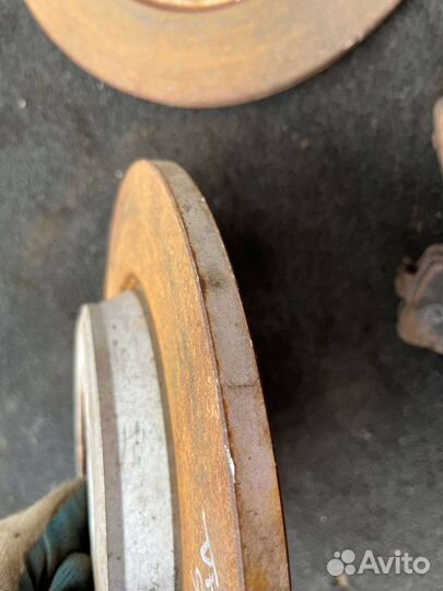 Задние тормозные диски Hella Audi A4 B8