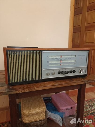 Магнитола Рекорд 301