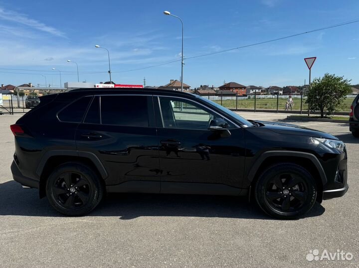 Toyota RAV4 2.0 CVT, 2022, 26 800 км