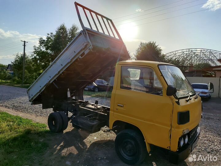 Mitsubishi Fuso Canter, 1990