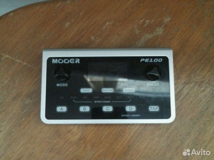 Mooer PE 100