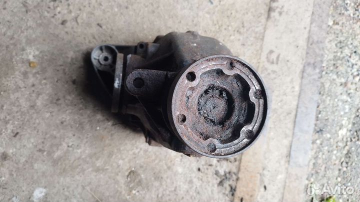 Задний редуктор бмв Е38