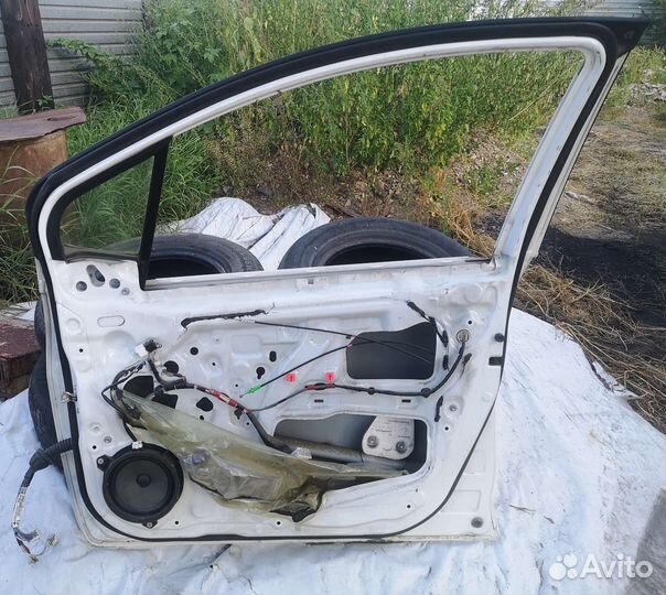 Дверь Toyota vitz