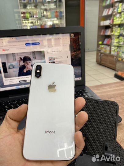 iPhone X, 256 ГБ