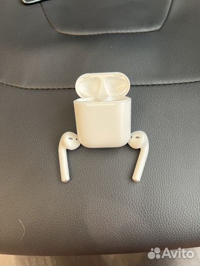 Airpods 1