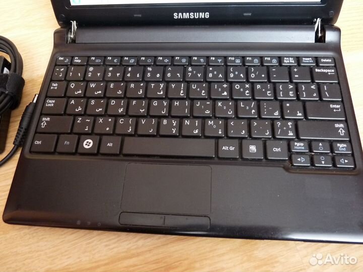 Ноутбук Samsung N102SP плюс зарядное устройство