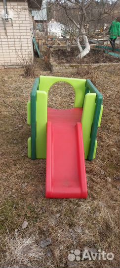 Игровой центр с горкой