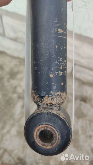 Задний амортизатор renault logan