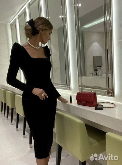 Бархатное платье 44