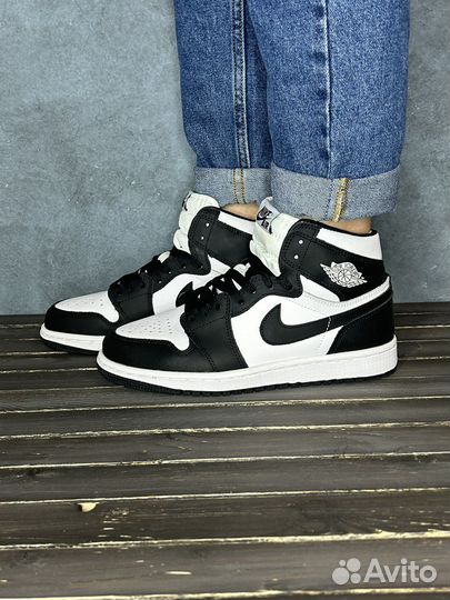 Кроссовки Nike Air Jordan 1 Retro High новые 37-41