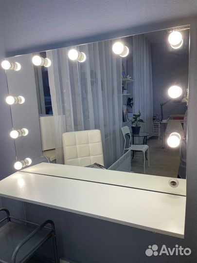 Гримерное зеркало