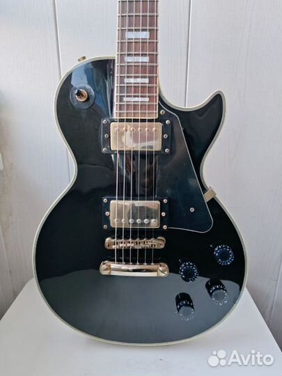 Электрогитара Epiphone Les Paul Custom