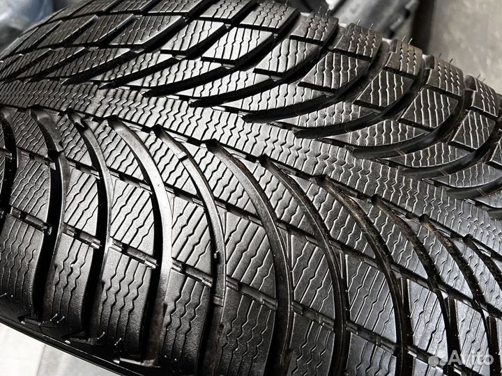 Michelin Latitude Alpin LA2 255/45 R20