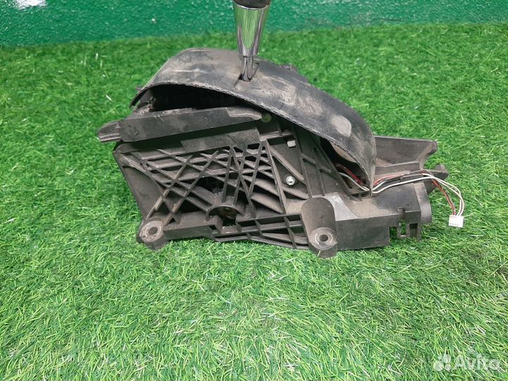 Селектор АКПП на Toyota RAV4