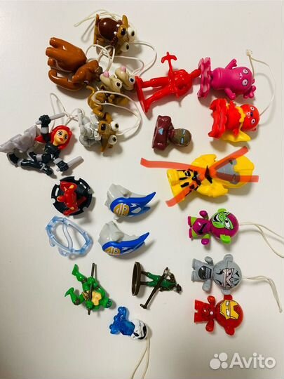 Киндер сюрприз маша и медведь